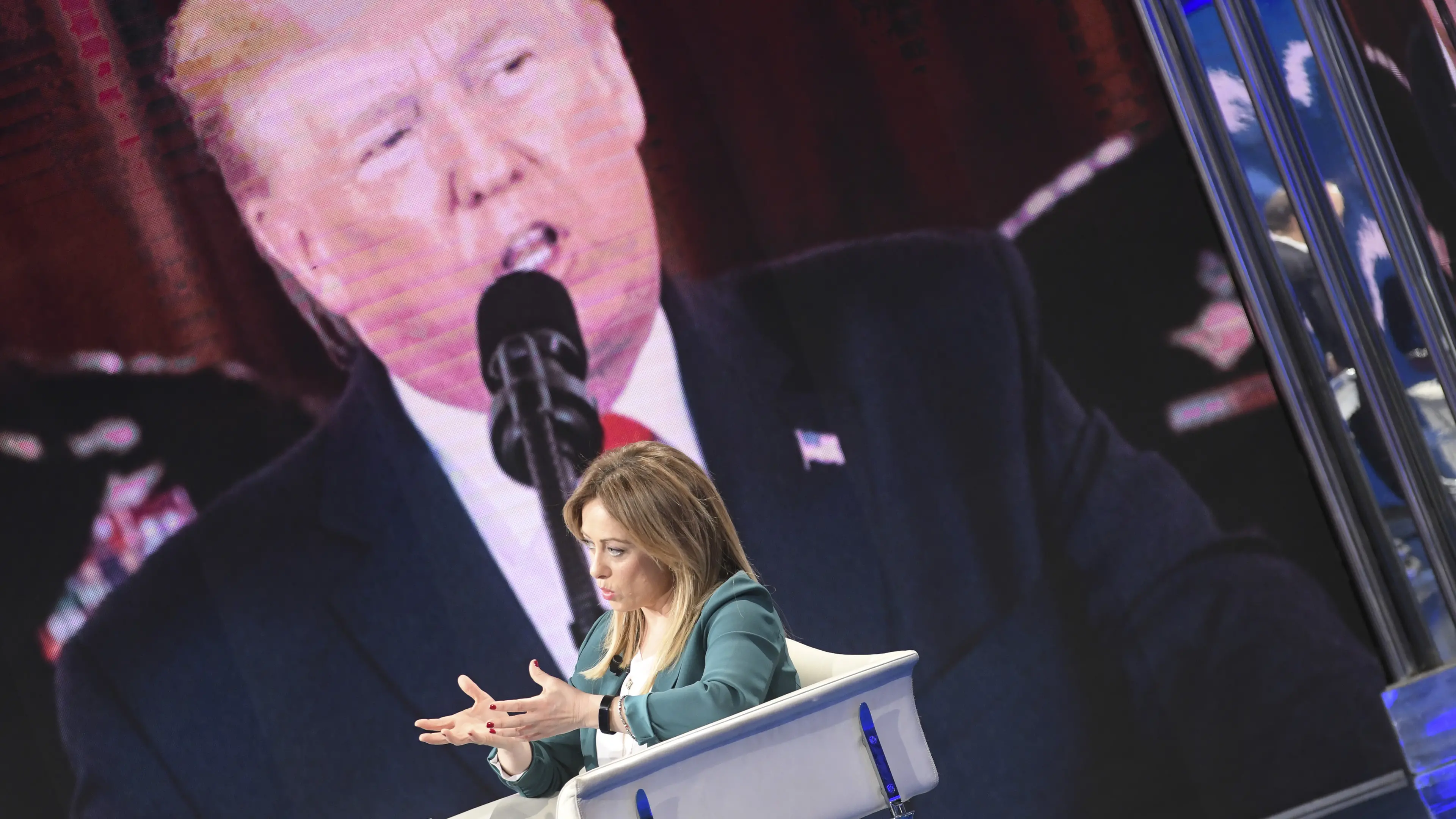 Meloni, Trump e Musk: i rischi del progetto neocoloniale