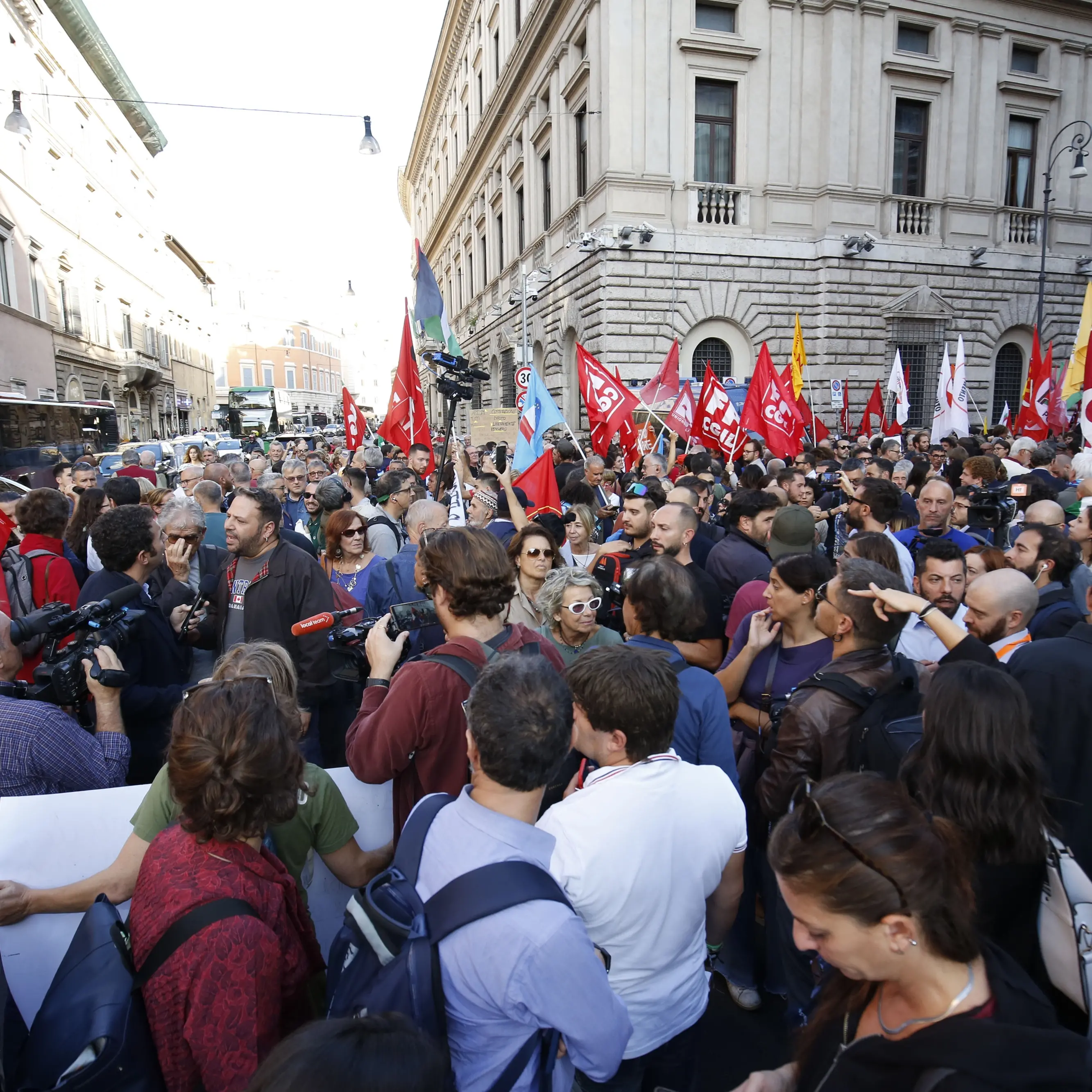 Cgil in piazza per chiedere il ritiro del ddl sicurezza