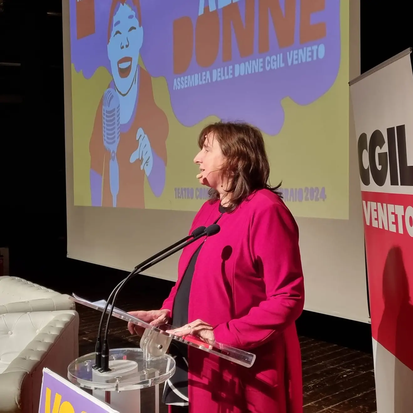 8 marzo, Veneto: dimezzato il saldo occupazionale femminile nel 2025