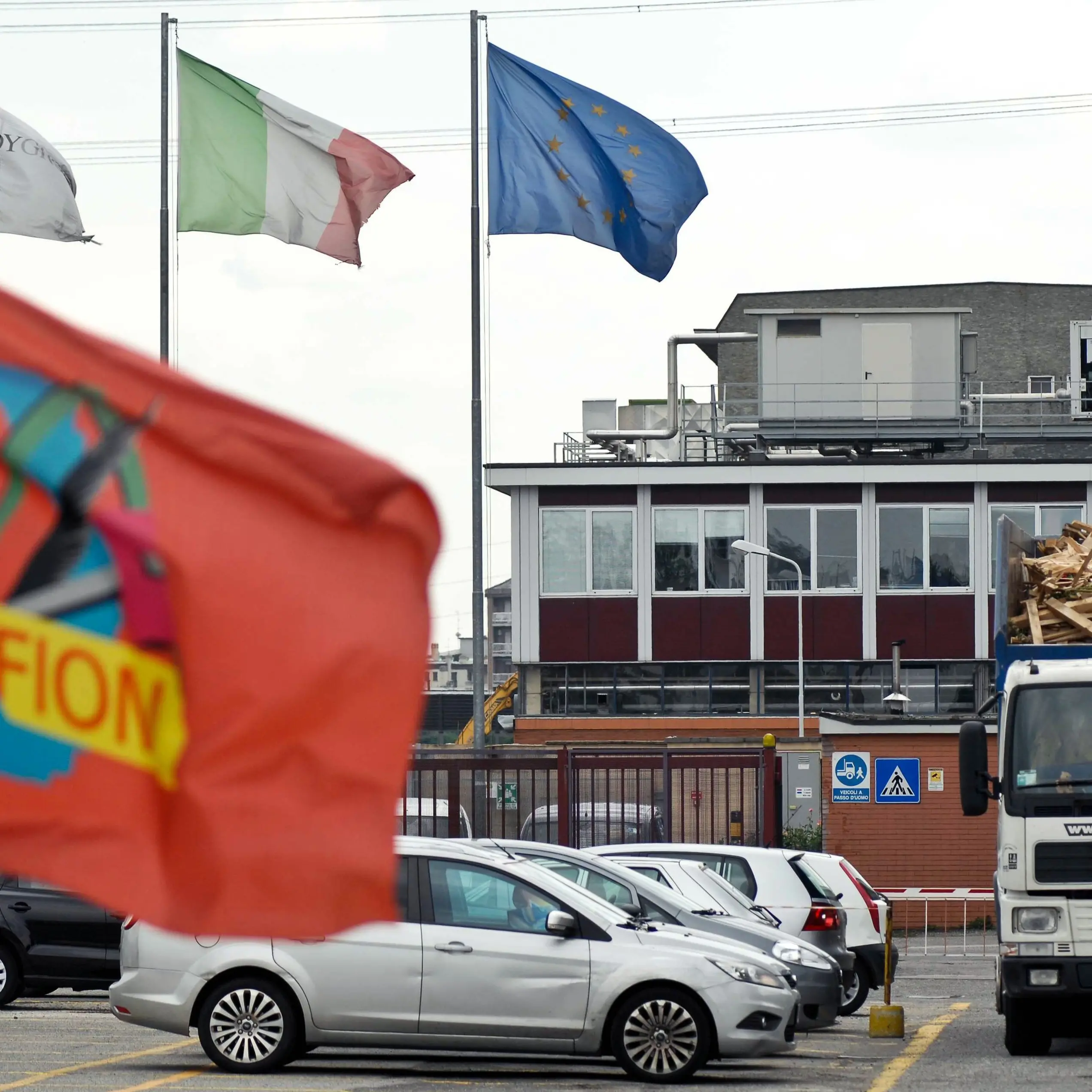 Candy chiude Brugherio, l’ultima lavatrice a fine giugno