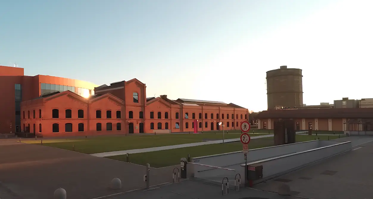 Appalti, Hera fa scuola