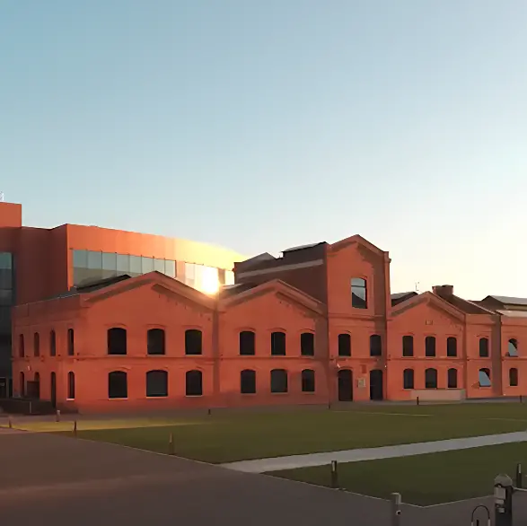 Appalti, Hera fa scuola
