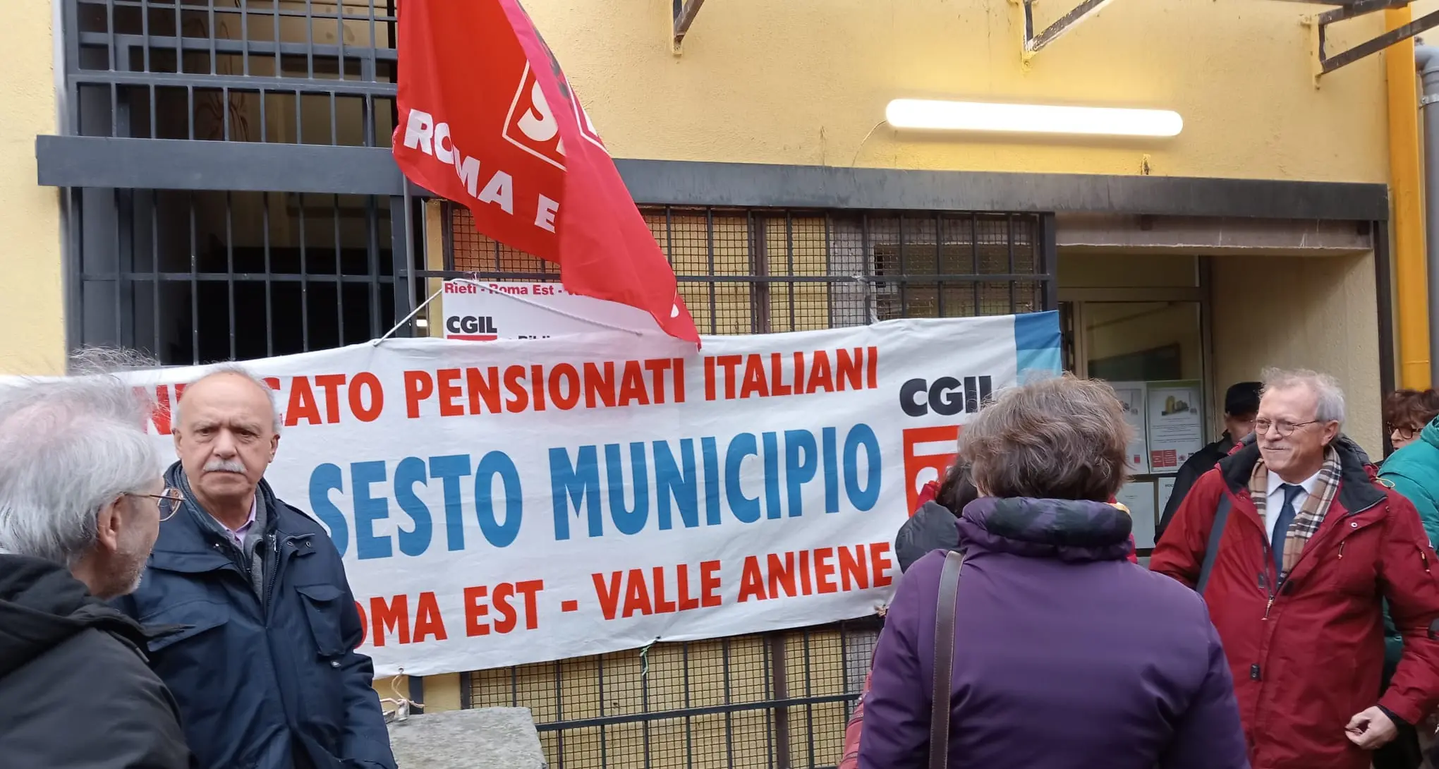 A Tor Bella Monaca il tesseramento Spi Cgil è una festa popolare