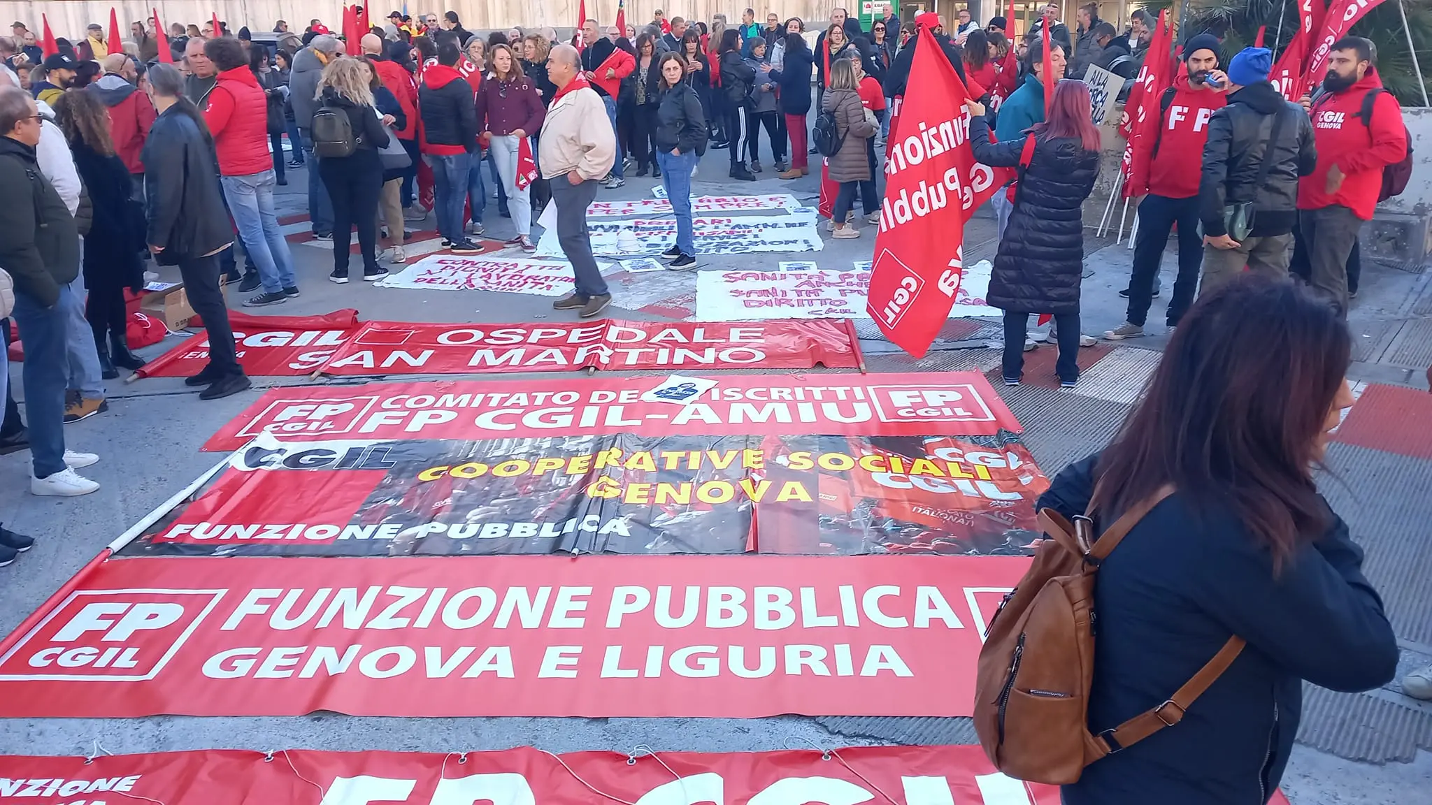 Genova, al Pronto soccorso Galliera 41 infermieri su 43 minacciano richiesta di trasferimento