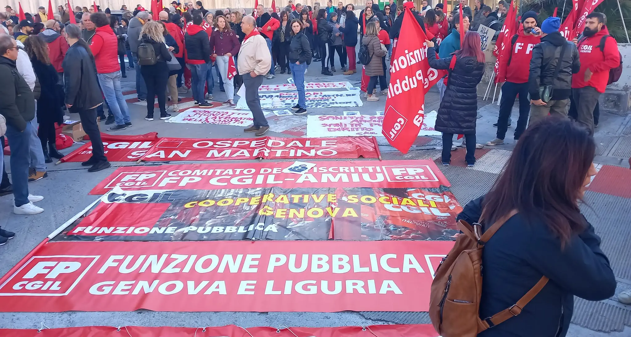 Genova, al Pronto soccorso Galliera 41 infermieri su 43 minacciano richiesta di trasferimento