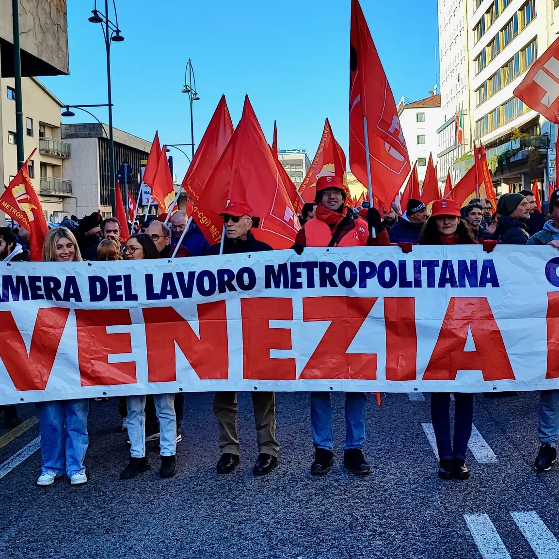 Tagli agli enti locali, Giordano (Cgil Venezia): “Una batosta da 32 milioni di euro per i comuni dell’area”