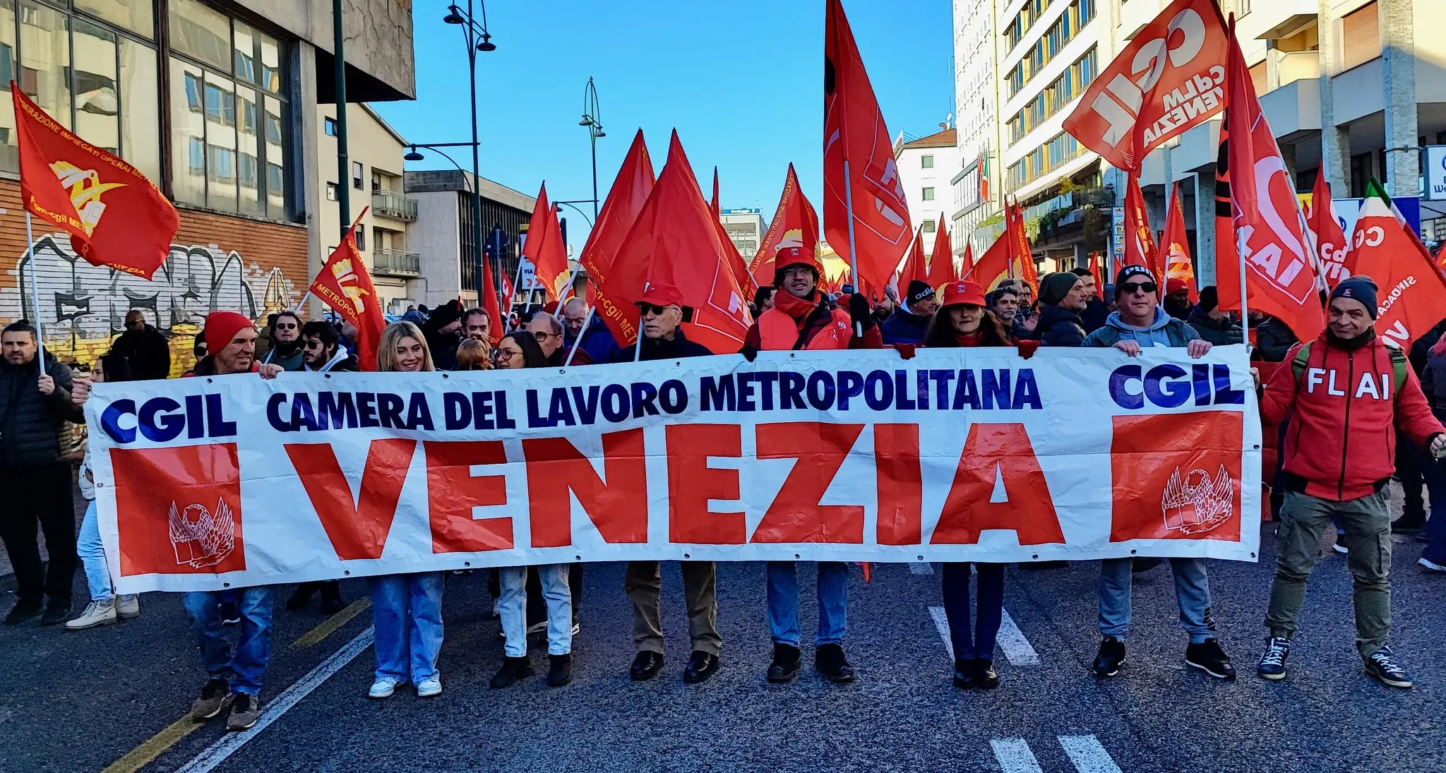 Tagli agli enti locali, Giordano (Cgil Venezia): “Una batosta da 32 milioni di euro per i comuni dell’area”