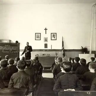 La scuola quando c’era lui, e ora che ci siamo noi