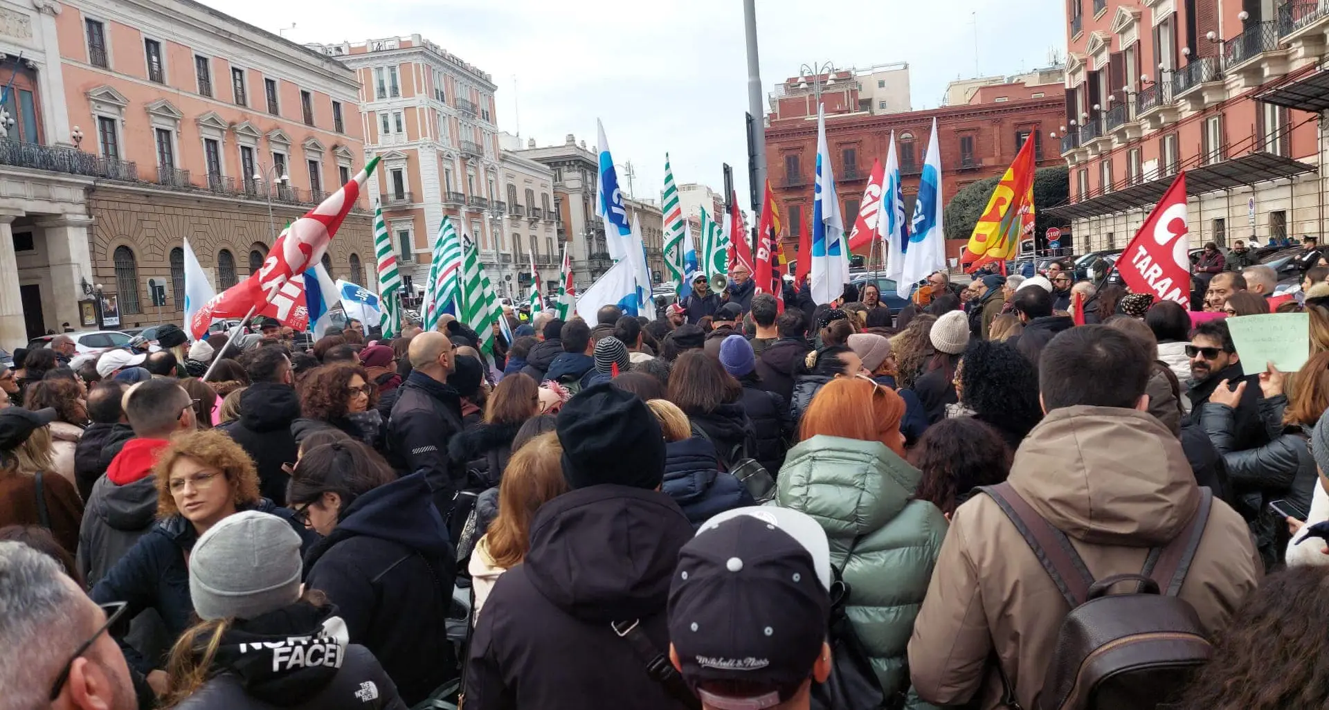 Call center, sciopero contro il “contratto della vergogna”