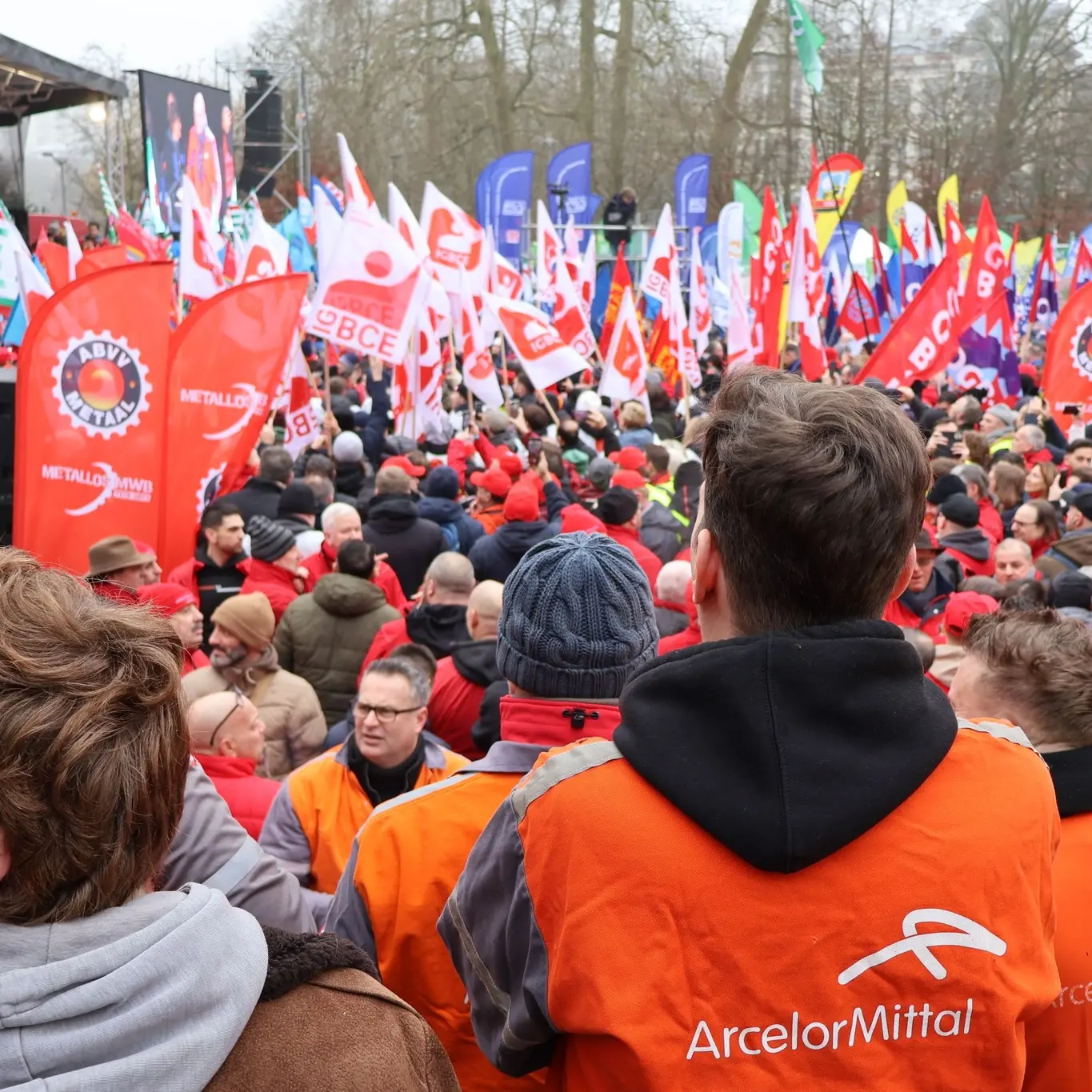 Grande manifestazione a Bruxelles: “La Ue investa sul lavoro”