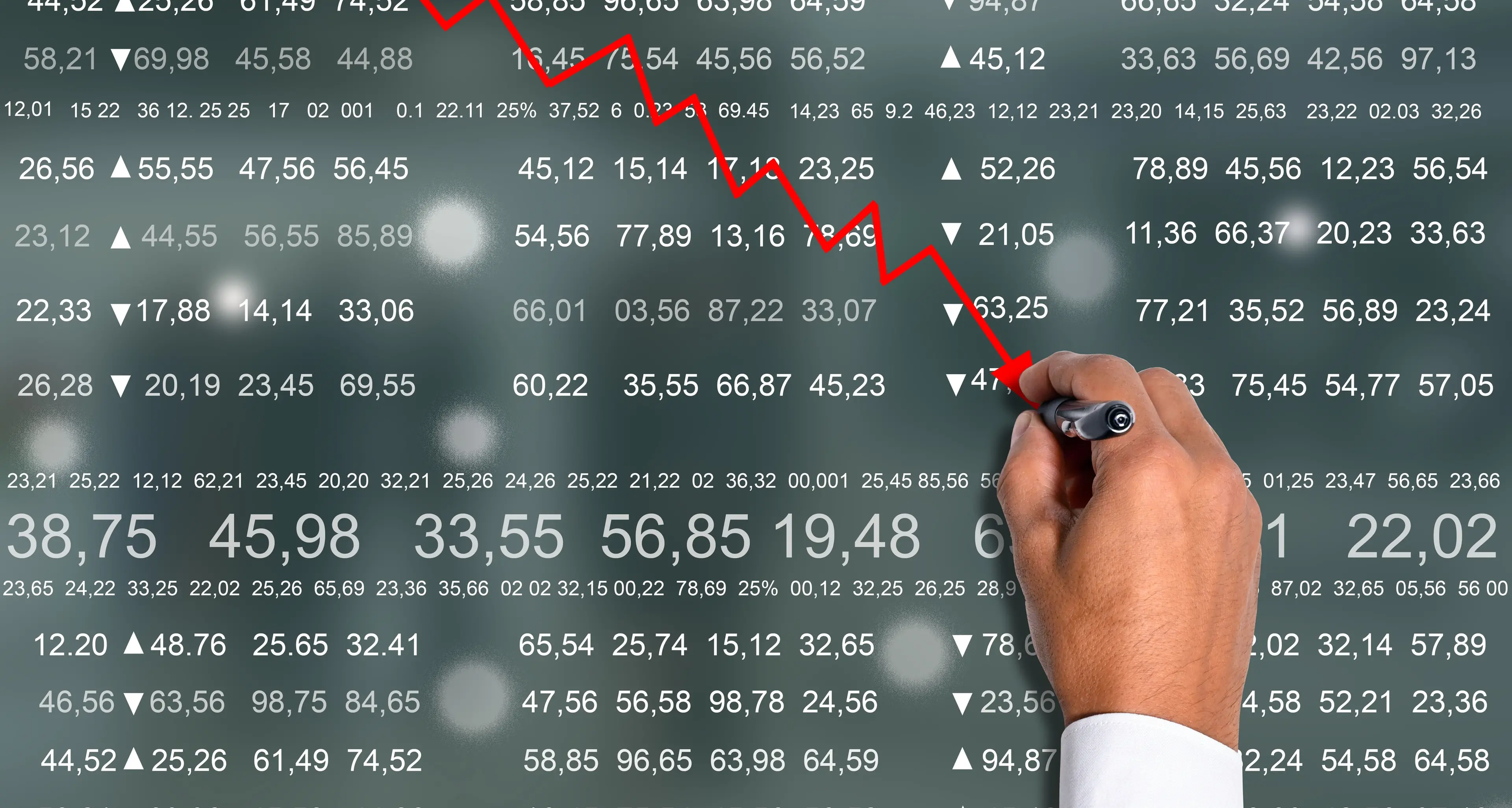 È crisi: Pil fermo, occupazione in calo e futuro incerto