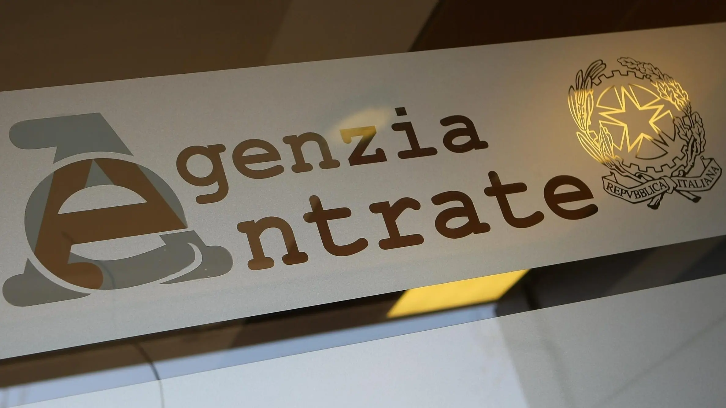 Monza, aggredita una lavoratrice: Agenzia delle entrate rifiuta di incontrare la Cgil