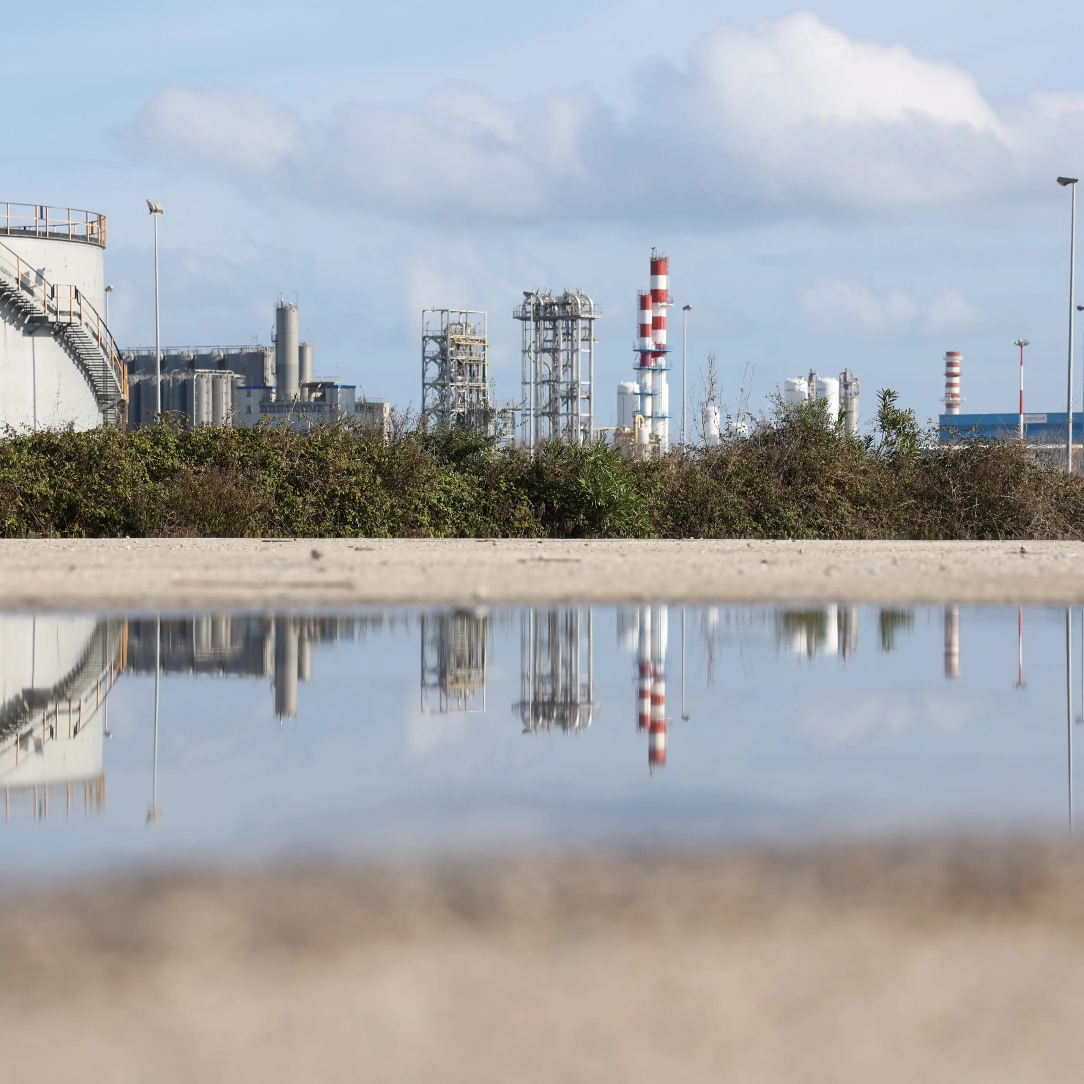 Brindisi, crisi petrolchimico: perché la chiusura del cracking preoccupa tutti