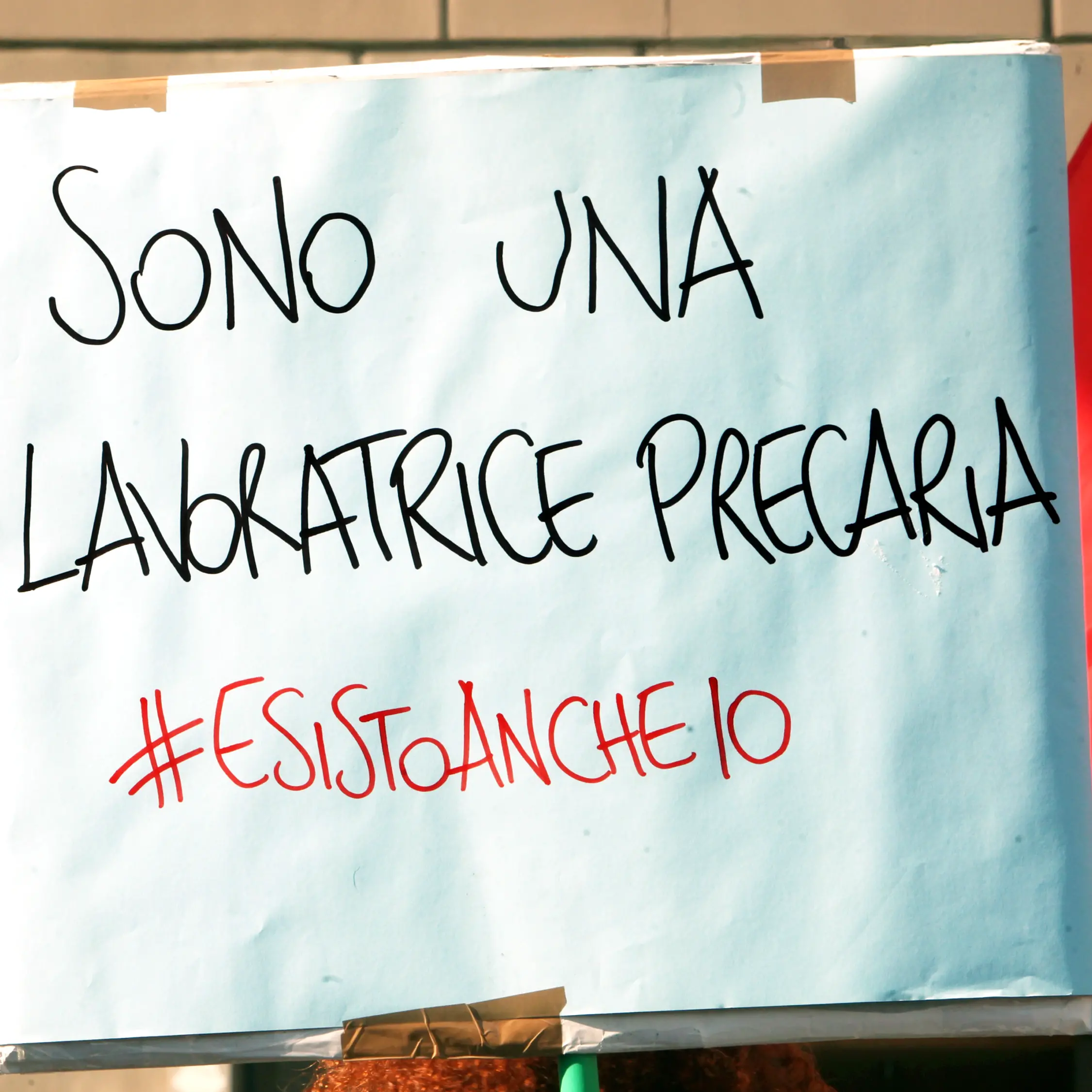 Desideri in scadenza: la gabbia del lavoro a termine