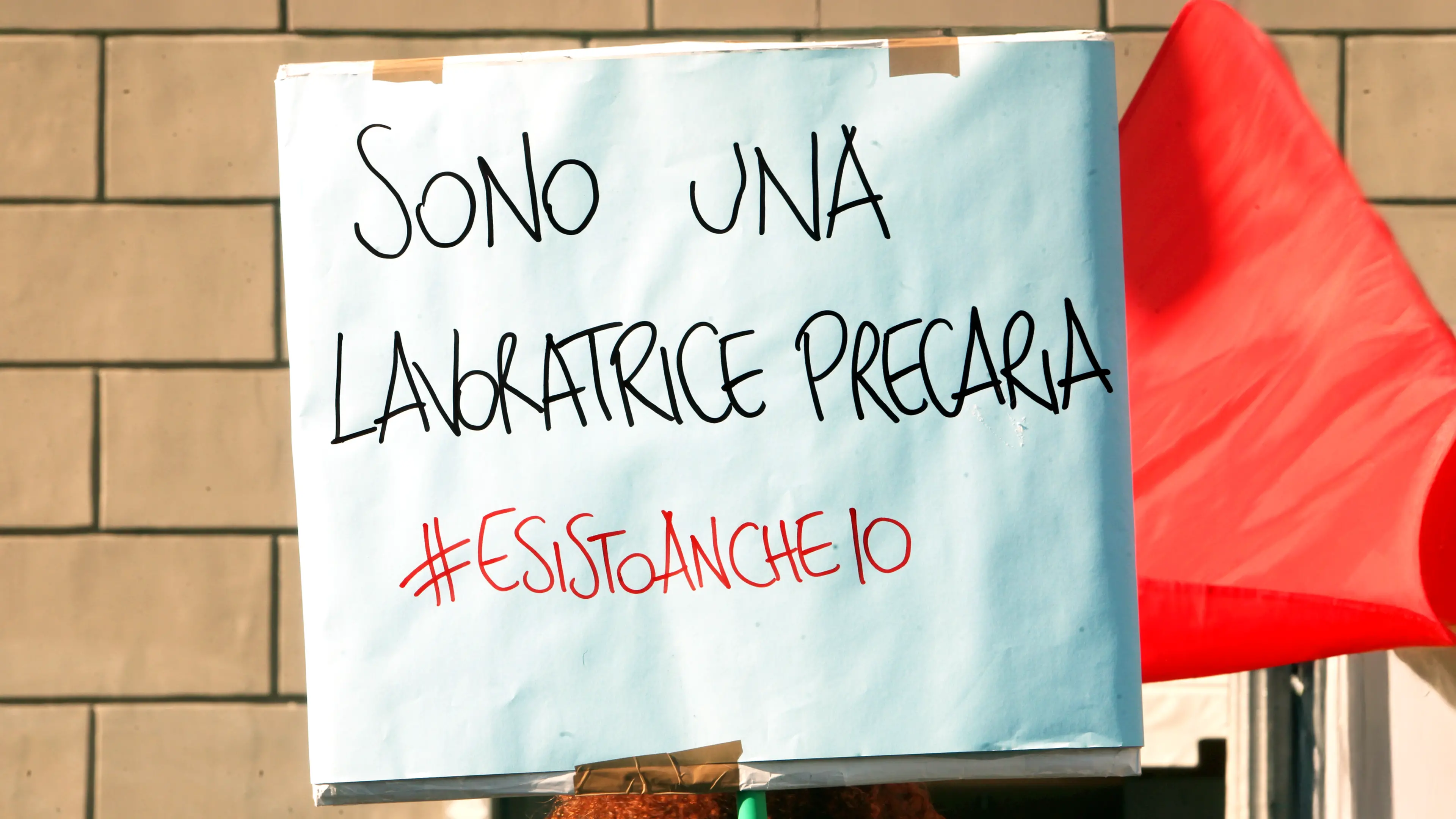 Desideri in scadenza: la gabbia del lavoro a termine