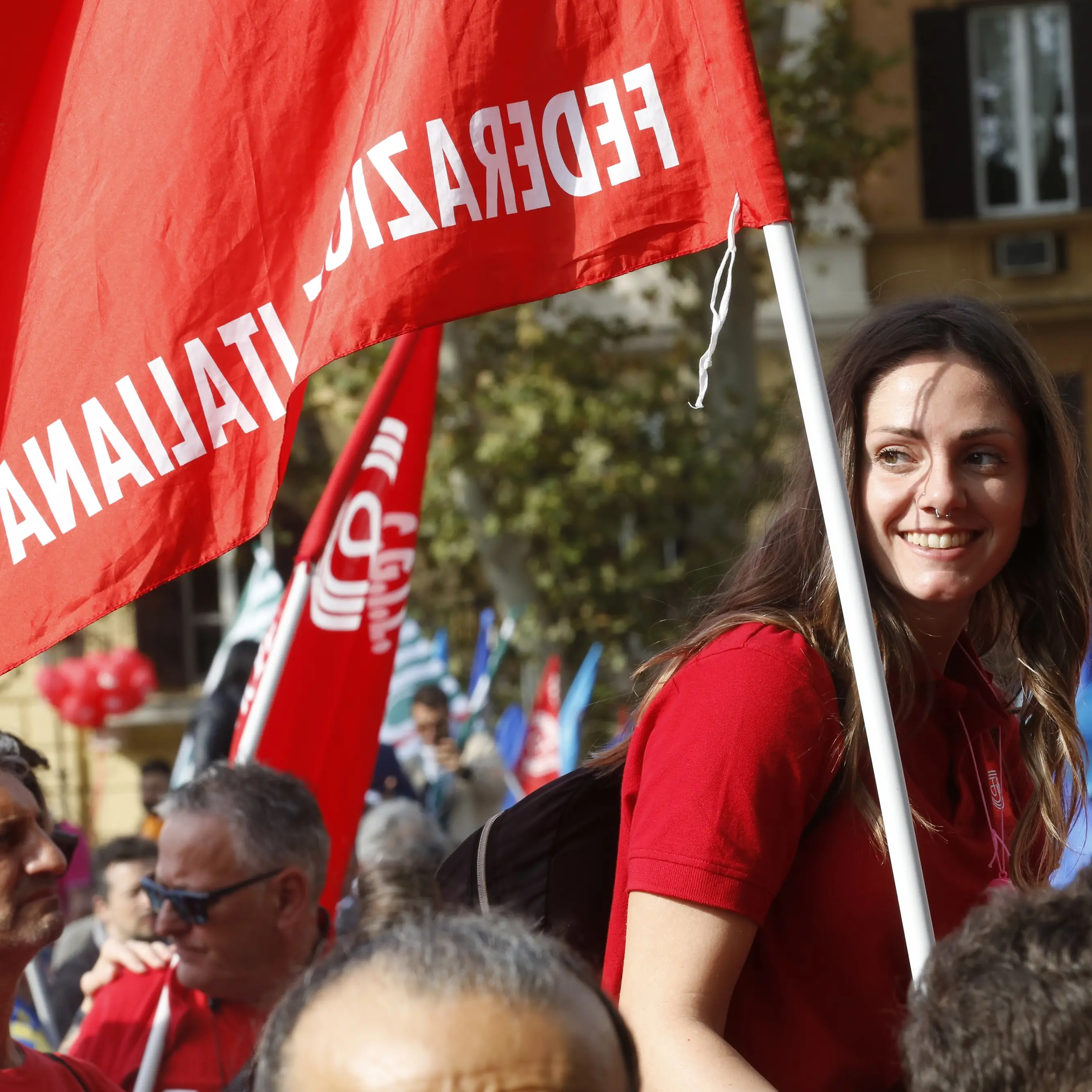 Associazioni, reti e Ong: “Il 25 ottobre in piazza contro il riarmo e per la giustizia sociale”