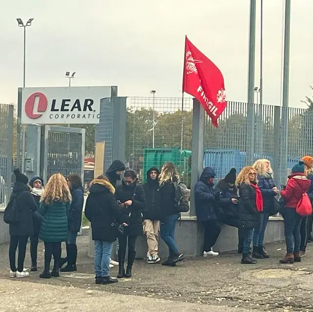 Lear, sindacati: nessuna novità su reindustrializzazione