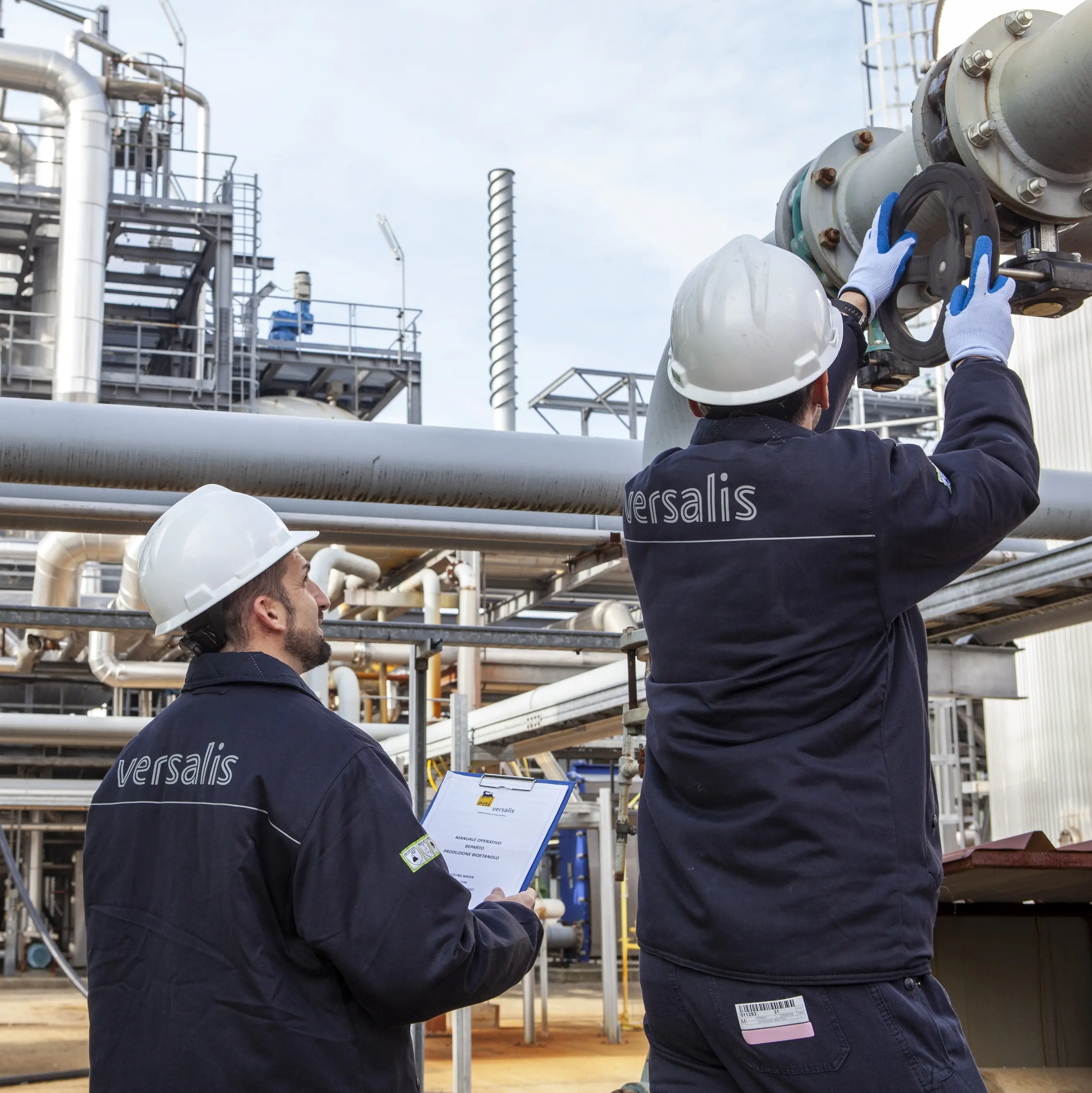 Brindisi, opacità su Gigafactory e futuro del petrolchimico