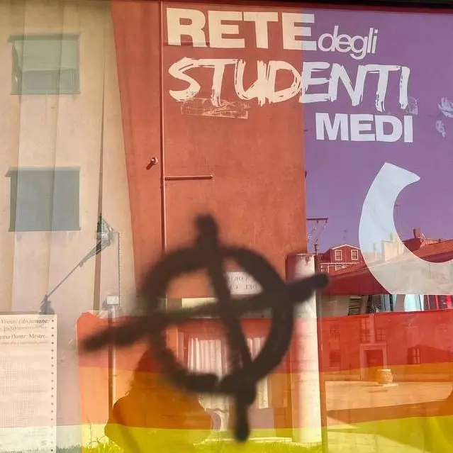 Venezia, ennesima aggressione fascista contro sedi di Udu e Rete studenti