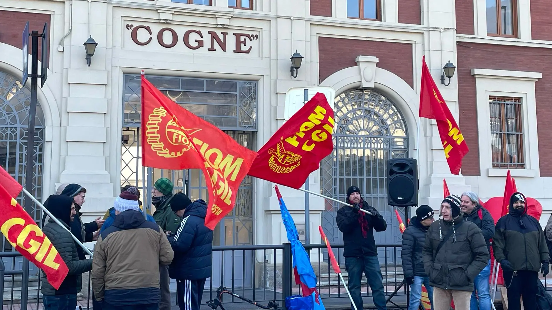 Cogne Acciai Speciali, Fiom: preoccupati per cig