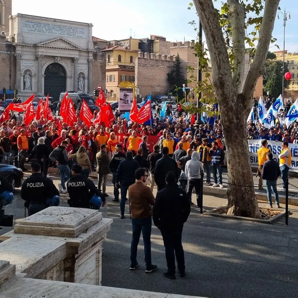 Niente di fatto al ministero per il Ccnl del trasporto pubblico locale: è sciopero