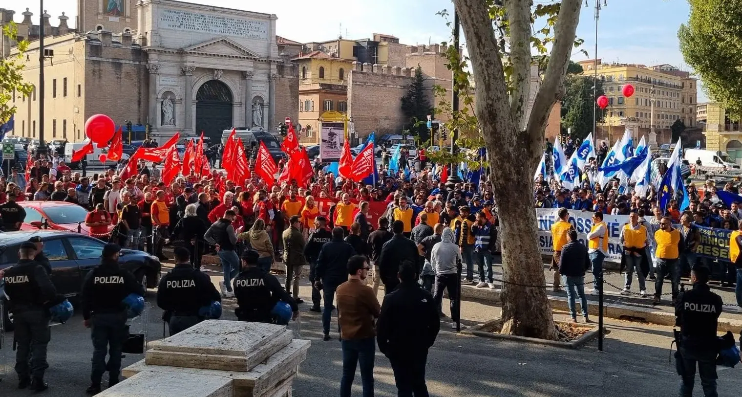 Niente di fatto al ministero per il Ccnl del trasporto pubblico locale: è sciopero