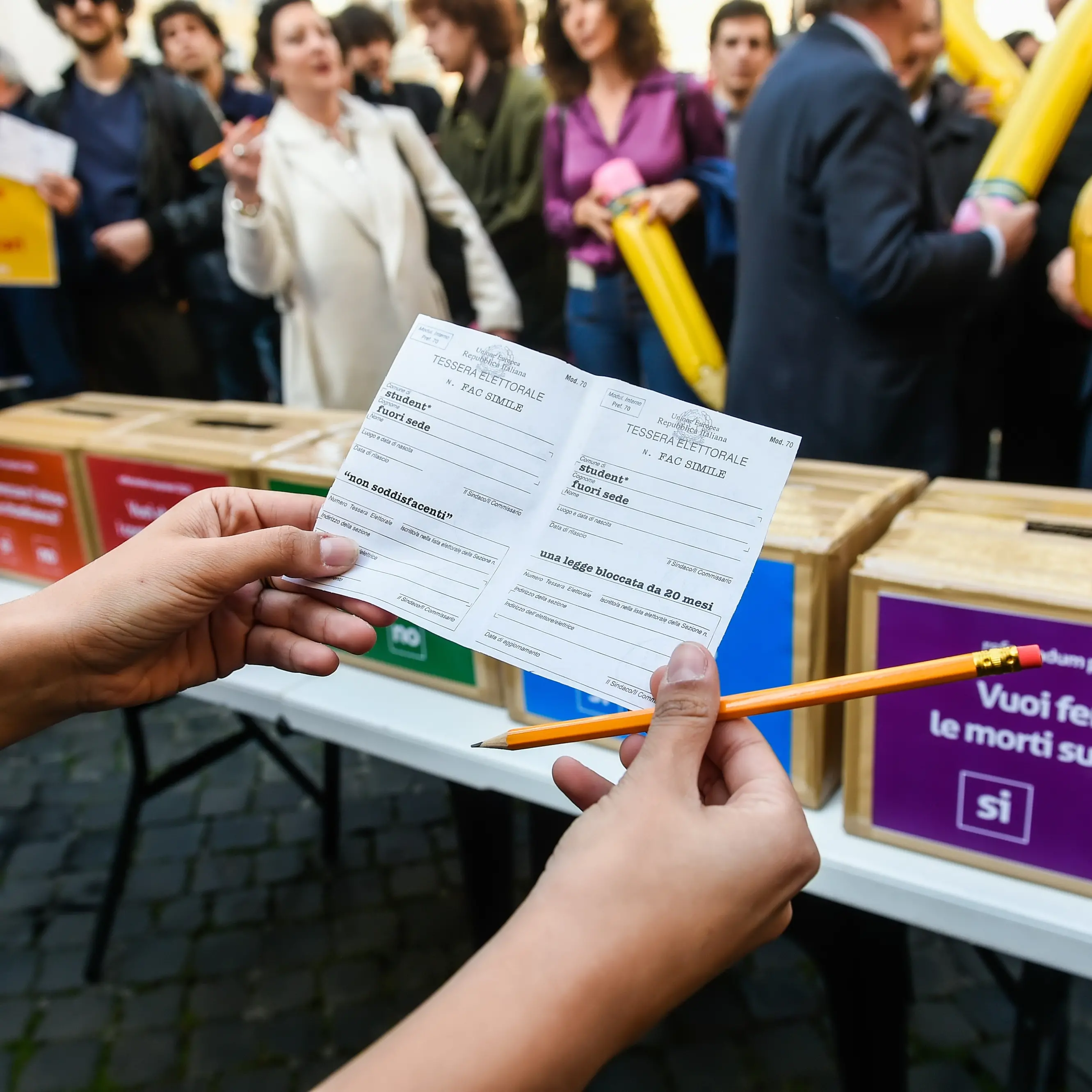 Referendum, sì al voto dei fuori sede. Come e quando fare richiesta