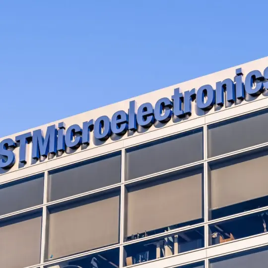 STMicroelectonics, sindacati: serve incontro urgente
