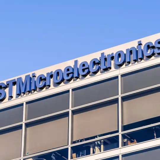 STMicroelectronics, Fiom Brianza: stop a delocalizzazioni