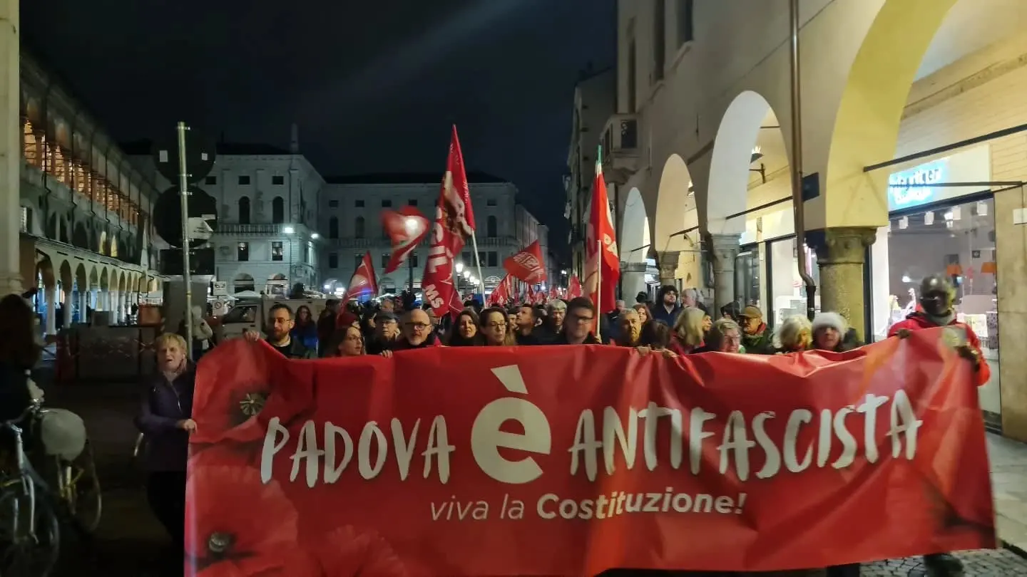 <p>Uno scatto dalla manifestazione</p>\\n