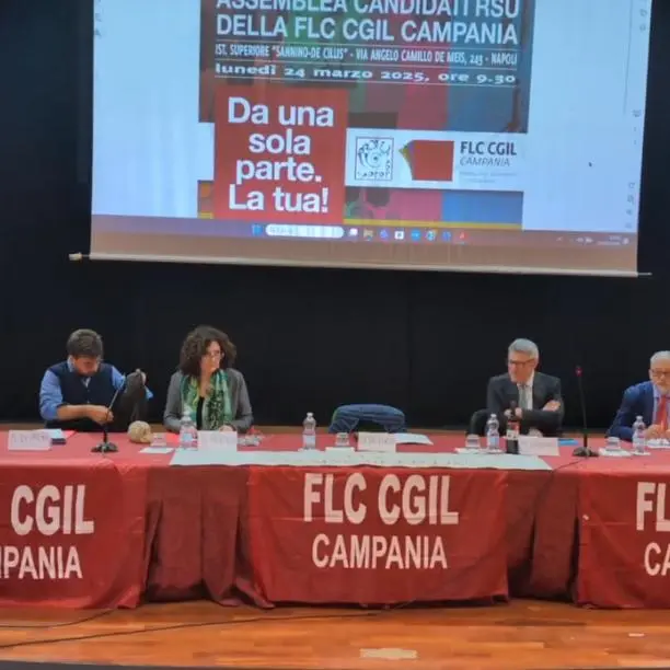 Campagna Flc per le Rsu. Landini a Napoli: “Tagli e salari bassi, il governo torni a investire nella scuola pubblica”