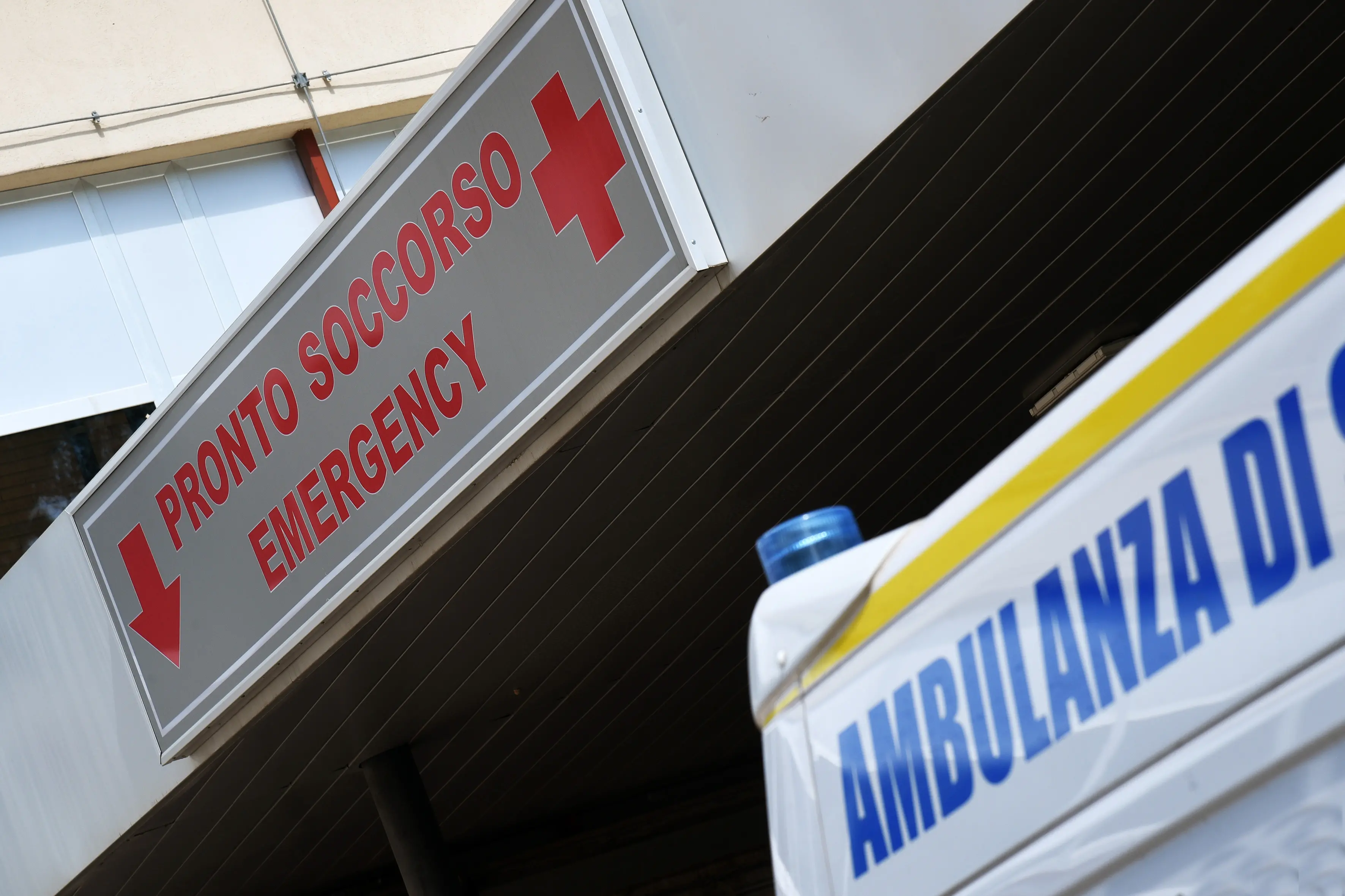 Operaio 21enne morto in ospedale a Trieste