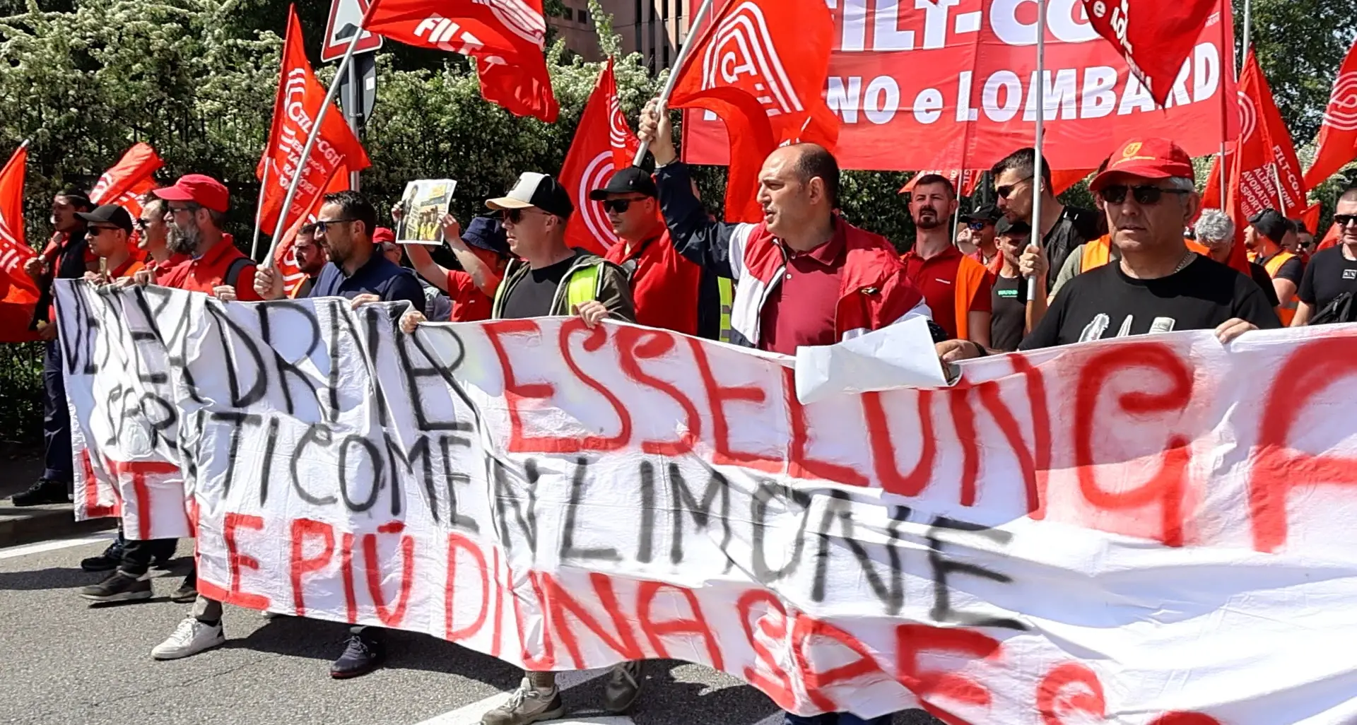 Spesa a domicilio Esselunga: in Lombardia e in tutta Italia ripartono le mobilitazioni