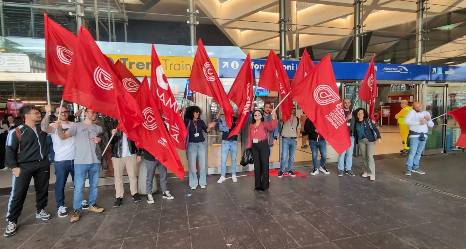 Sciopero ferrovieri, sindacato: in Campania adesione al 70%