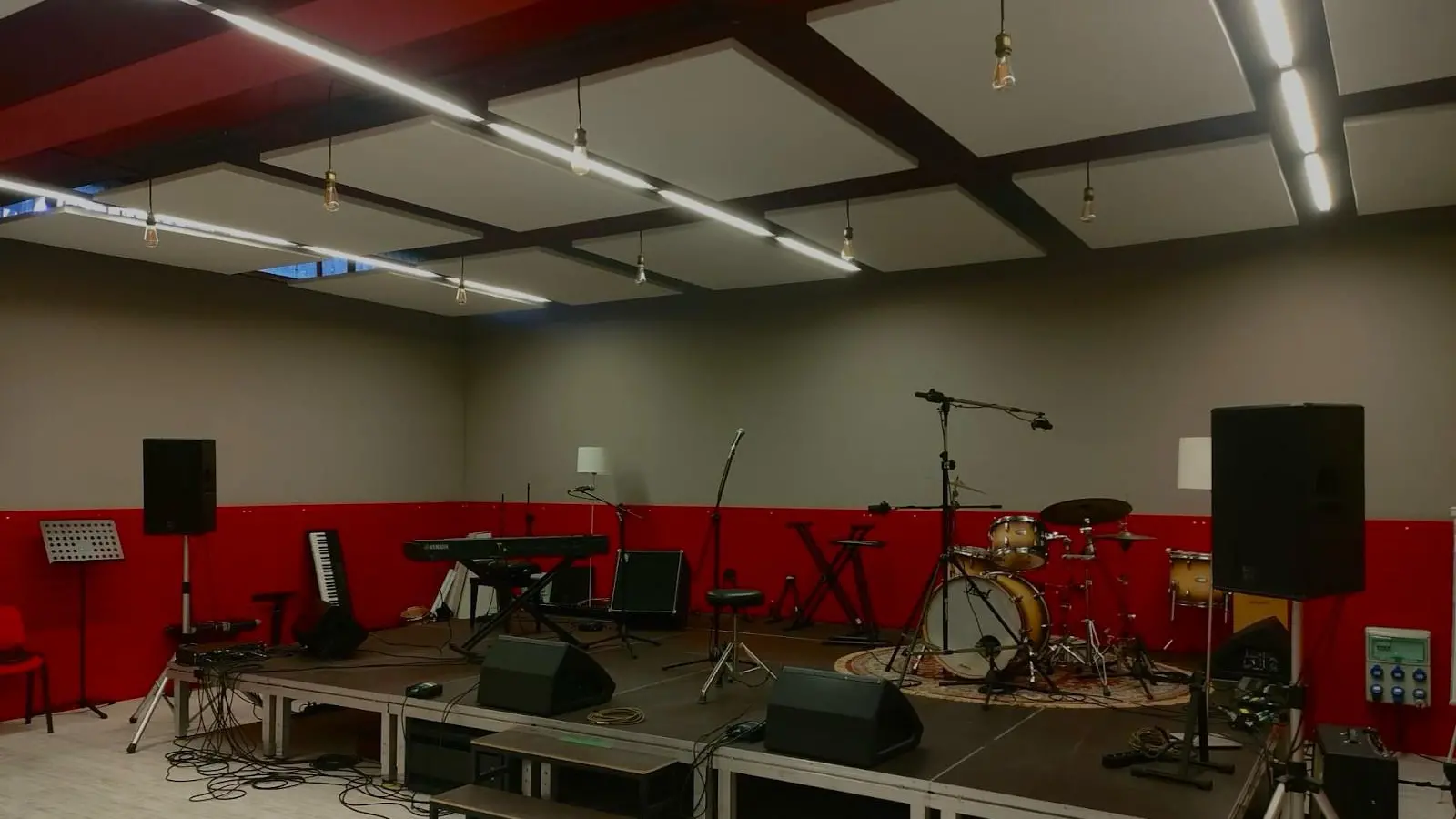 Academy musica