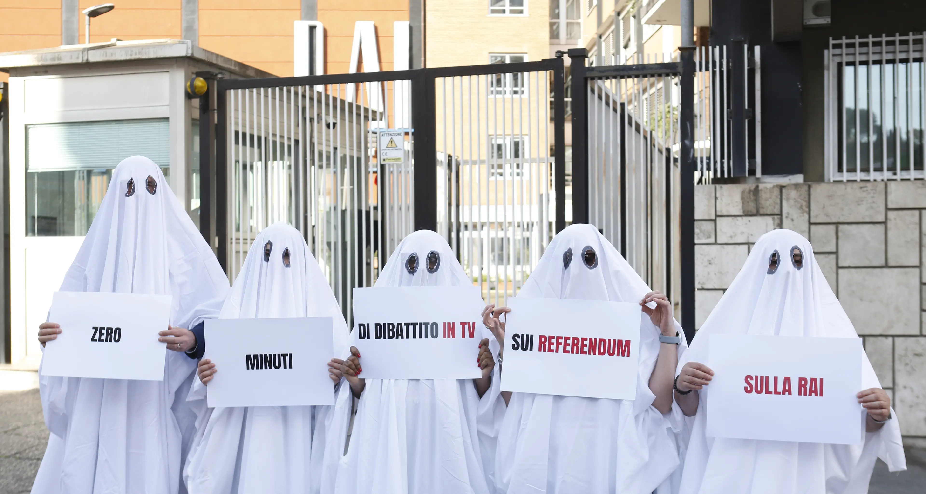 Silenzio, c’è il referendum