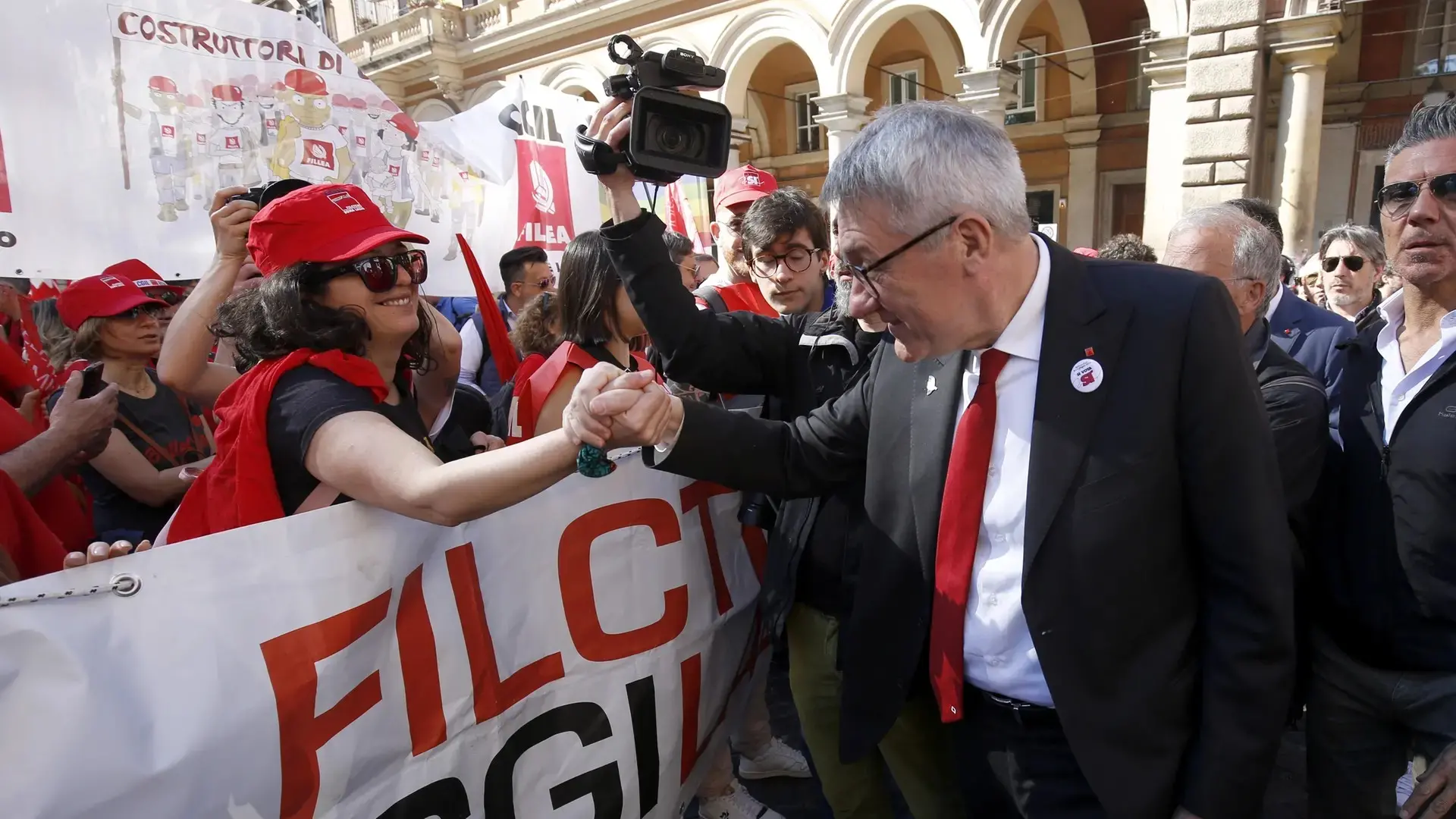 Facebook Cgil Bologna