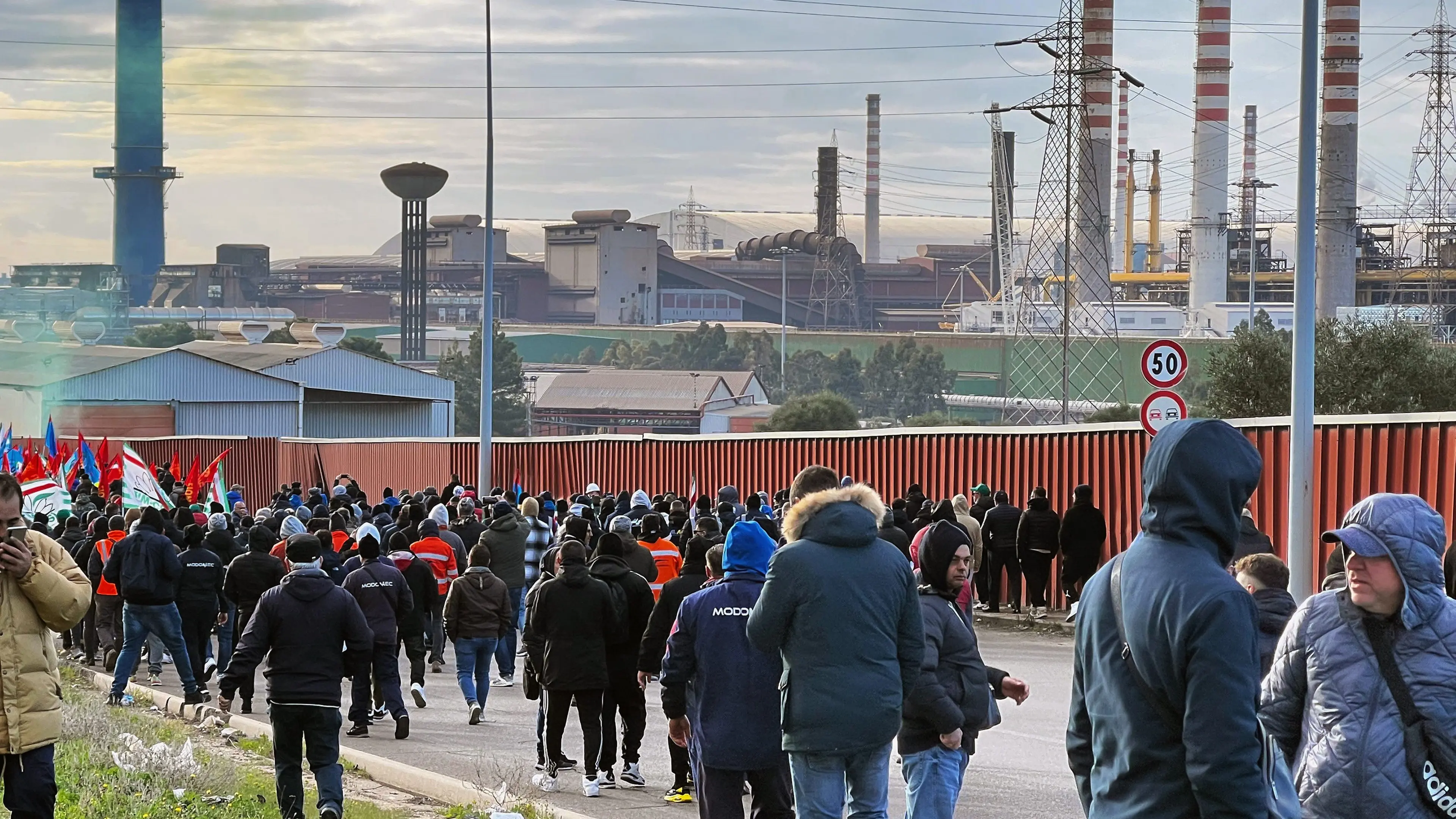 Ex Ilva, l’obiettivo del governo è fermare gli impianti