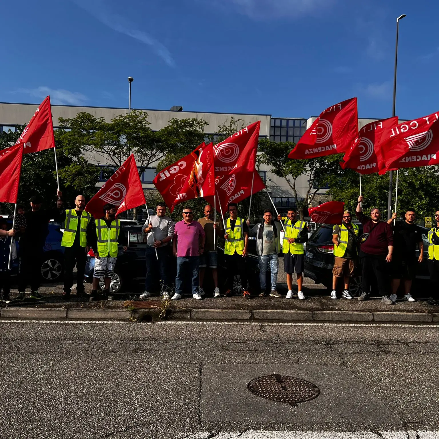 Cambio appalto Amazon XL a Piacenza, Filt: “Non possono pagare sempre i lavoratori”