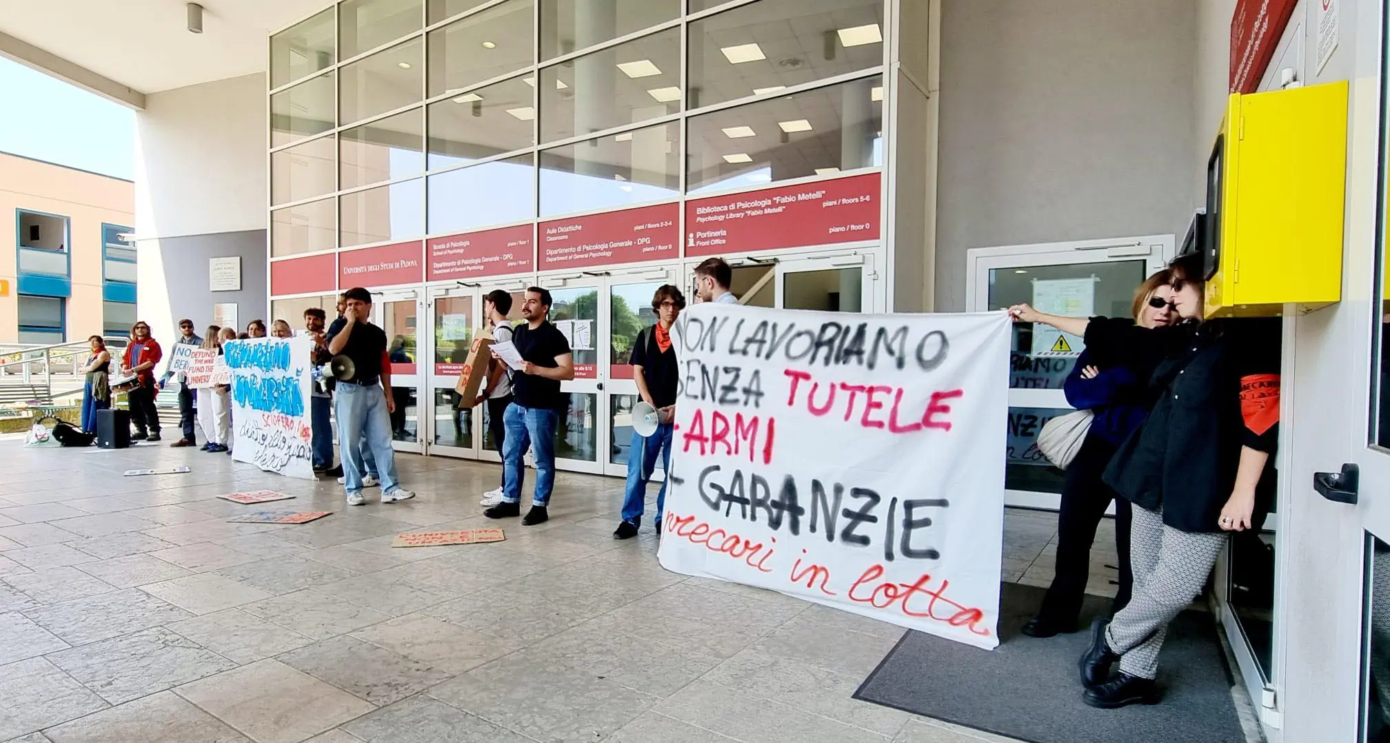 Precaria e localistica: l’università del governo