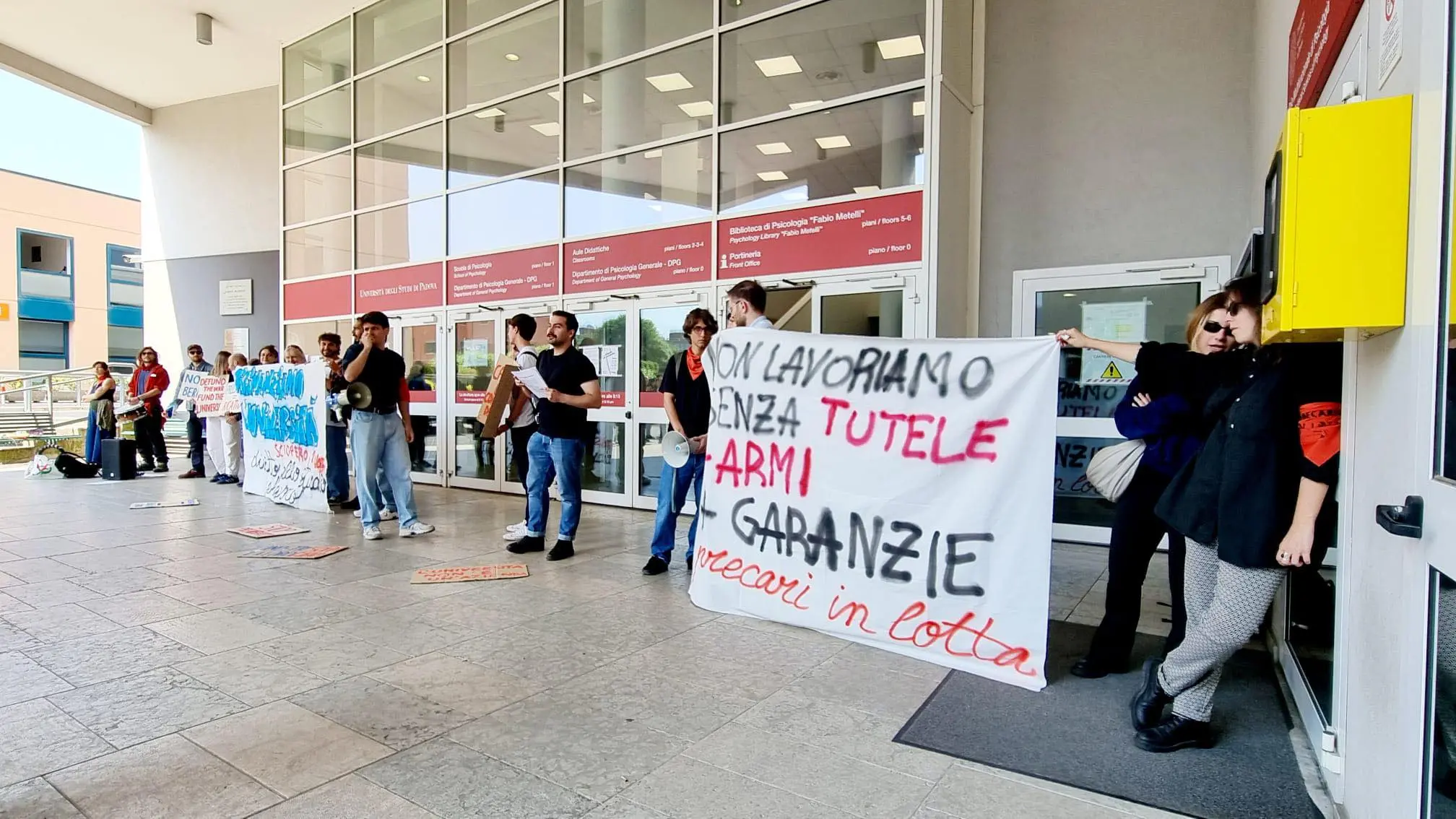 Precaria e localistica: l’università del governo