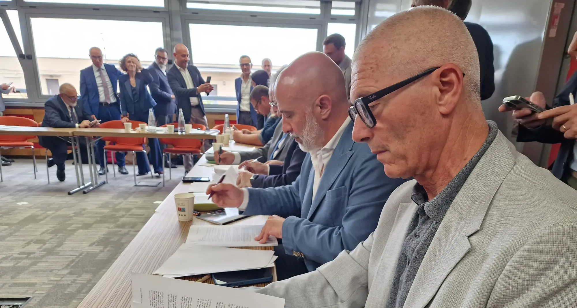 Ferrovie, rinnovato il contratto nazionale: 230 euro di aumento