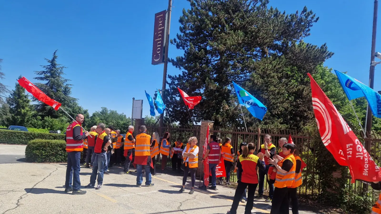 Dhl-Conbipel, assemblea e presidio dei lavoratori a Cocconato d’Asti
