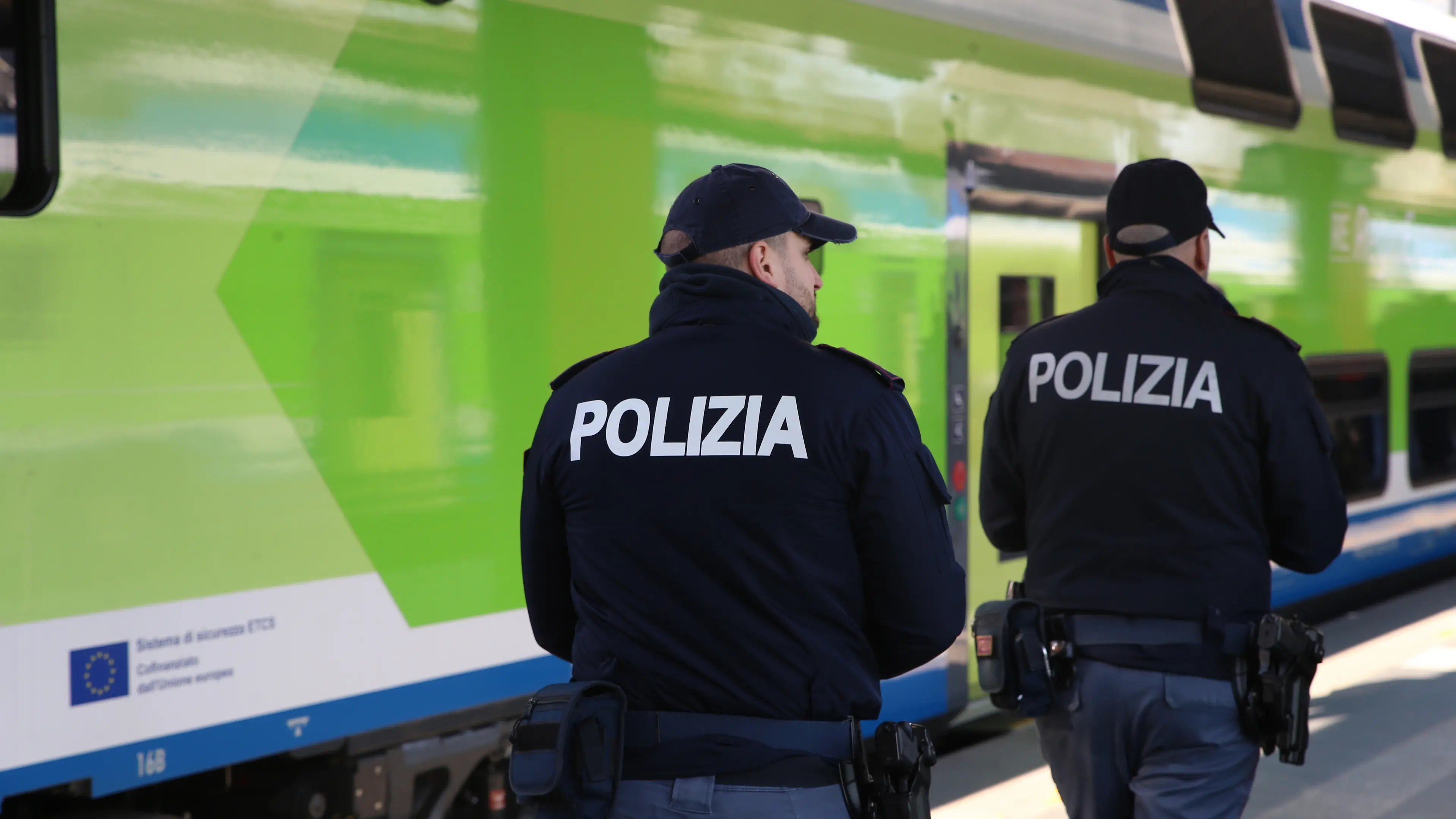 Silp: “Ritardi gravissimi nel pagamento di aumenti e straordinari per i lavoratori della Polizia”