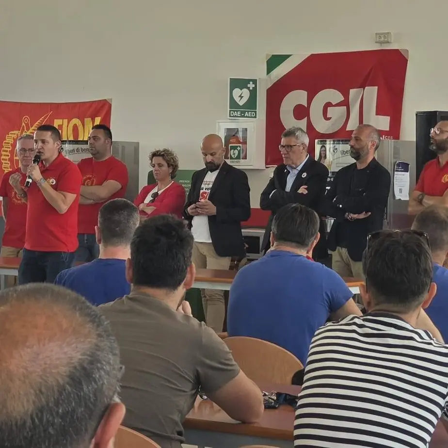 Landini in Puglia: “Il referendum non è una delega, decidete voi”