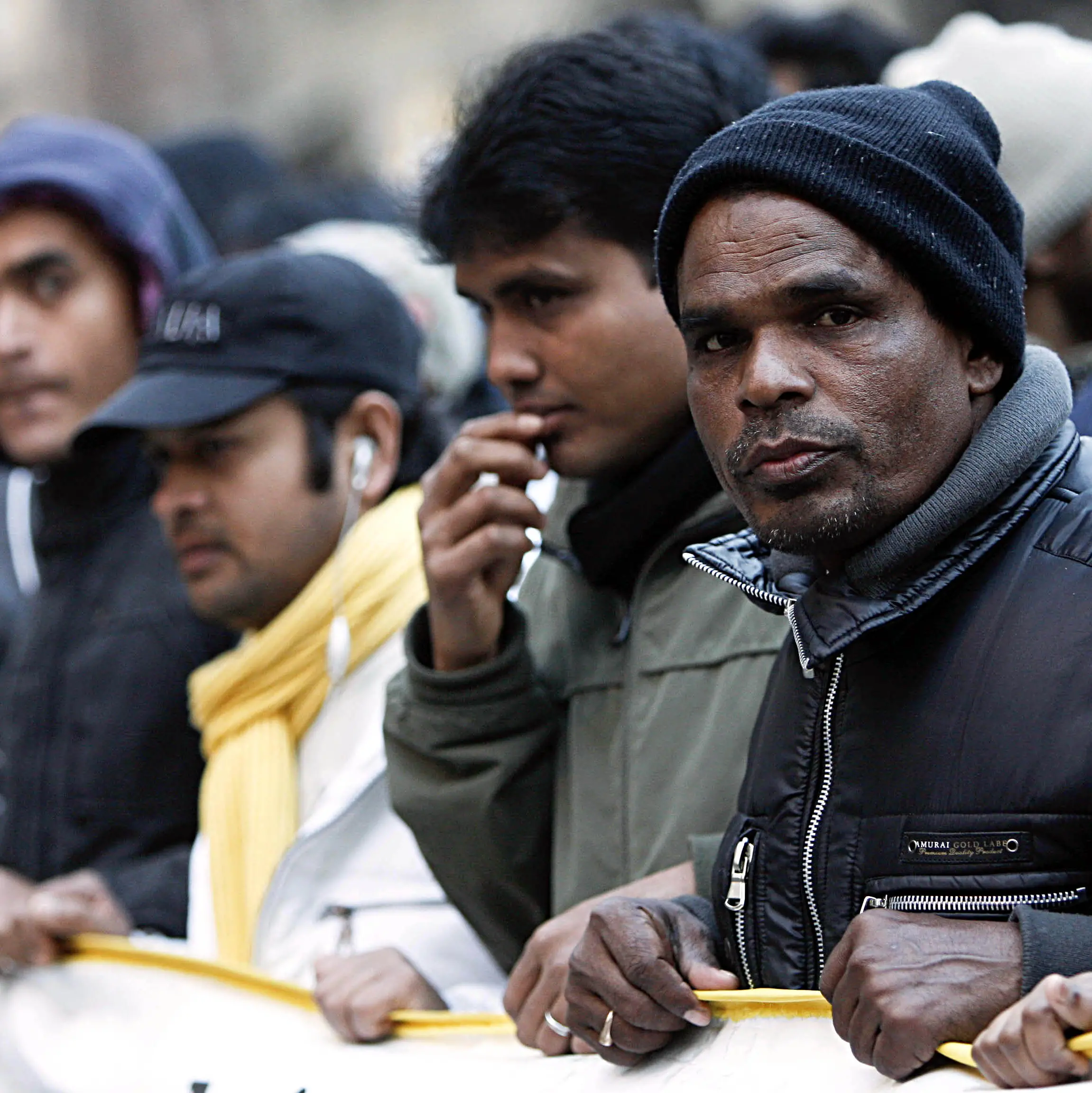 La Spagna regolarizza oltre mezzo milione di migranti