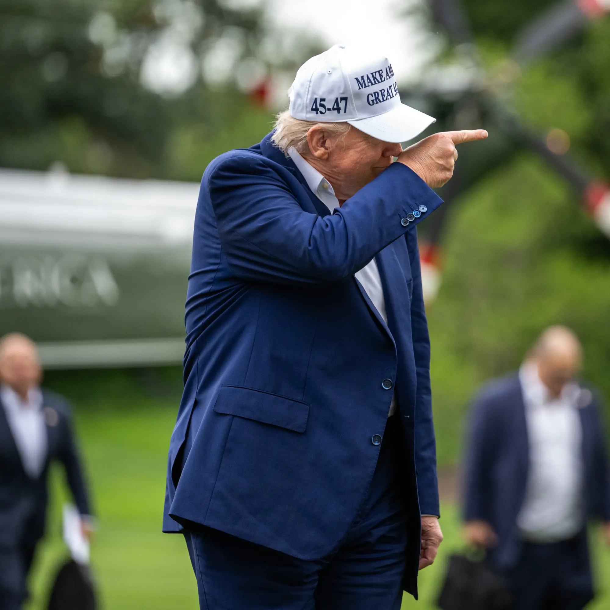 Trump toglie ai poveri per dare ai ricchi