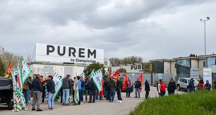 Purem chiude e sposta la produzione all’estero