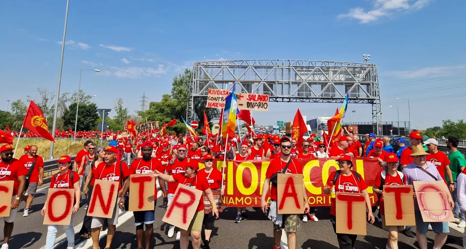Metalmeccanici in piazza: “Vogliamo il contratto”
