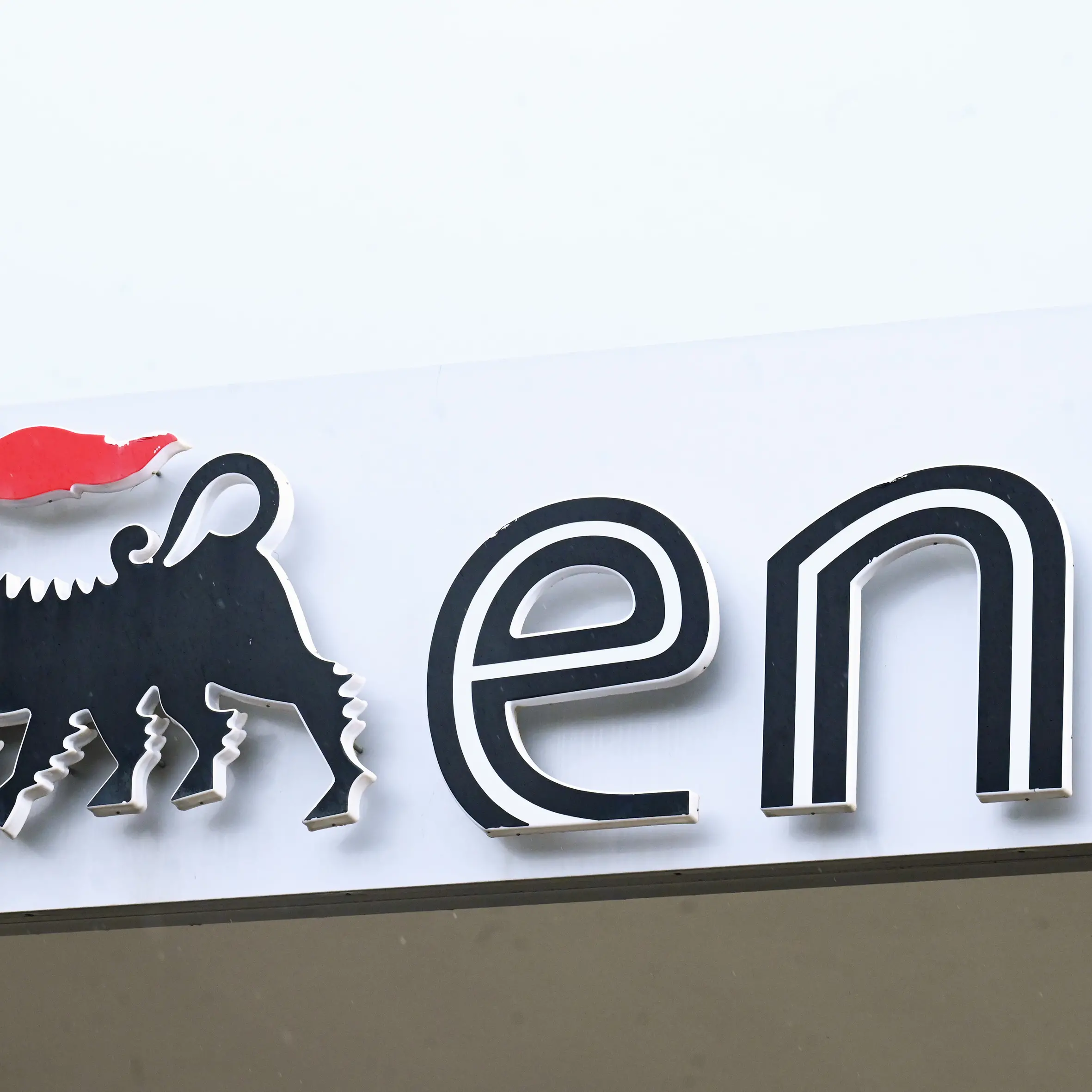 Versalis Oilfield: sindacati contro la nuova società Eni